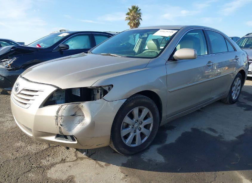 Photo 2 of 2007 Toyota Camry XLE V6 (VIN 4T1BK46KX7U008625)