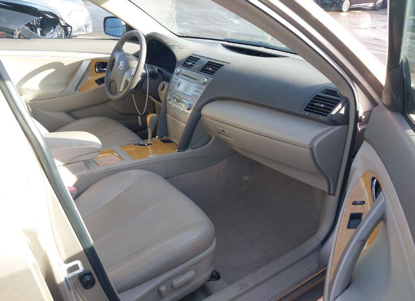 Photo 5 of 2007 Toyota Camry XLE V6 (VIN 4T1BK46KX7U008625)