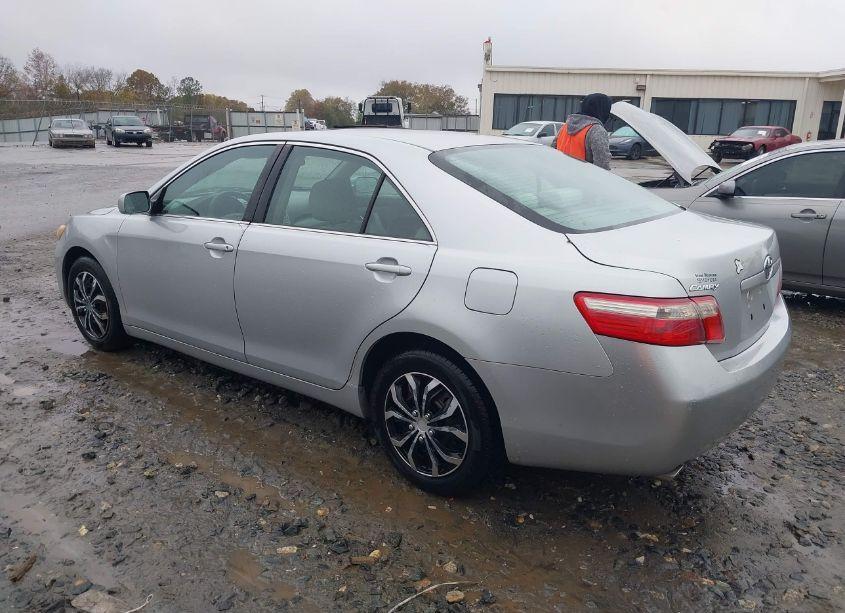 Photo 3 of 2007 Toyota Camry LE V6 (VIN 4T1BK46KX7U038272)