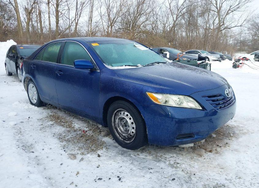 2007 Toyota Camry LE V6 (VIN 4T1BK46KX7U043777) main photo
