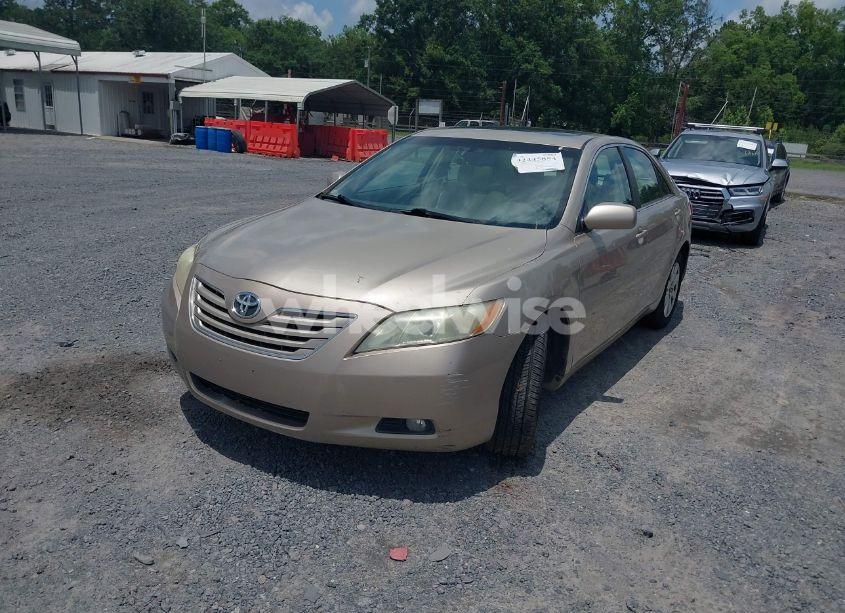 Photo 2 of 2007 Toyota Camry XLE V6 (VIN 4T1BK46KX7U512527)