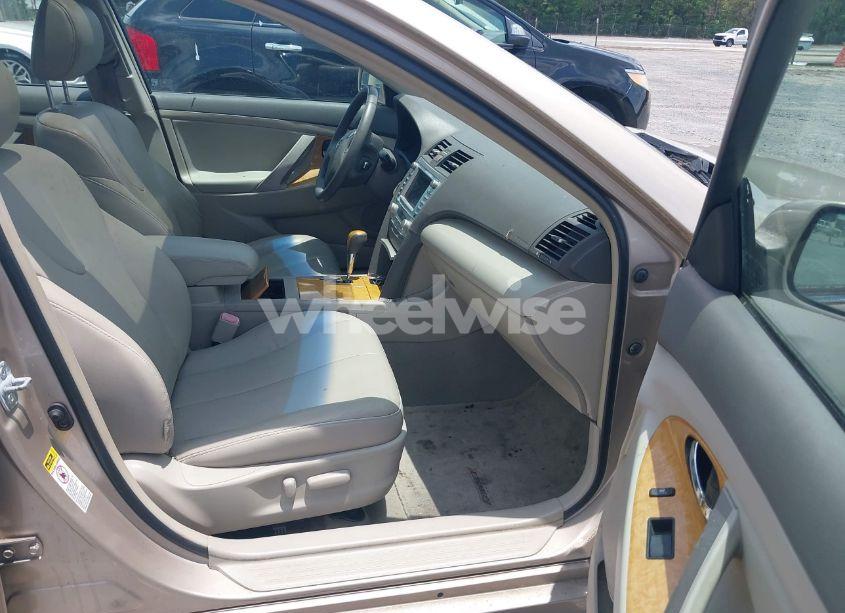 Photo 5 of 2007 Toyota Camry XLE V6 (VIN 4T1BK46KX7U512527)