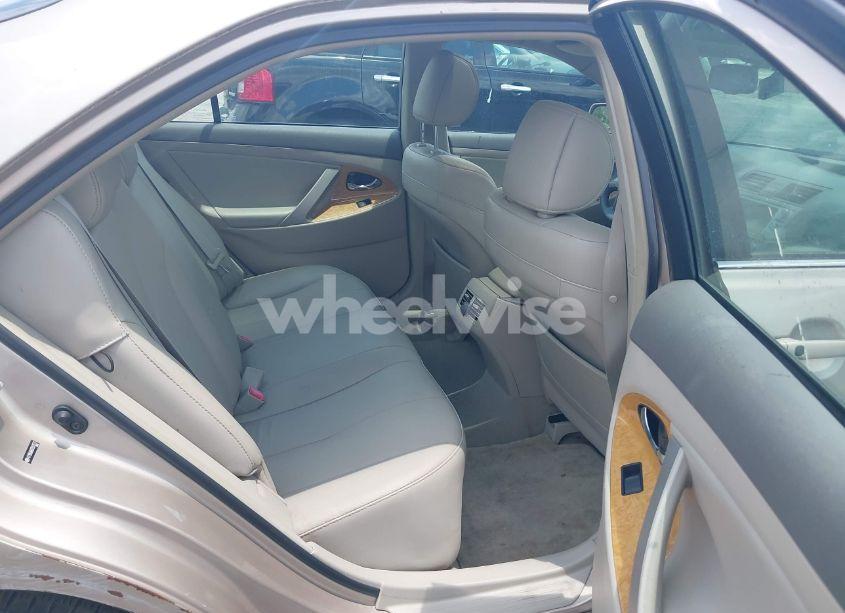 Photo 8 of 2007 Toyota Camry XLE V6 (VIN 4T1BK46KX7U512527)