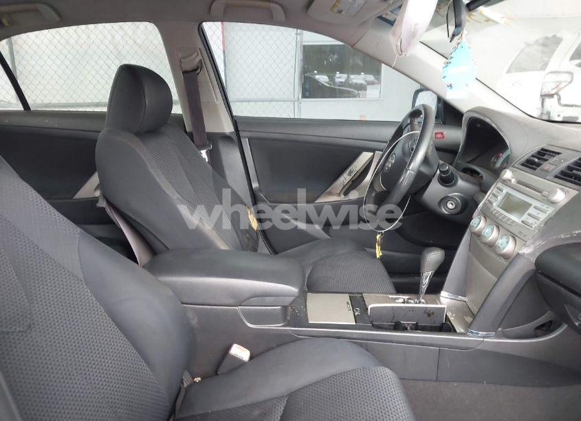 Photo 5 of 2007 Toyota Camry LE V6/SE V6/XLE V6 (VIN 4T1BK46KX7U537184)