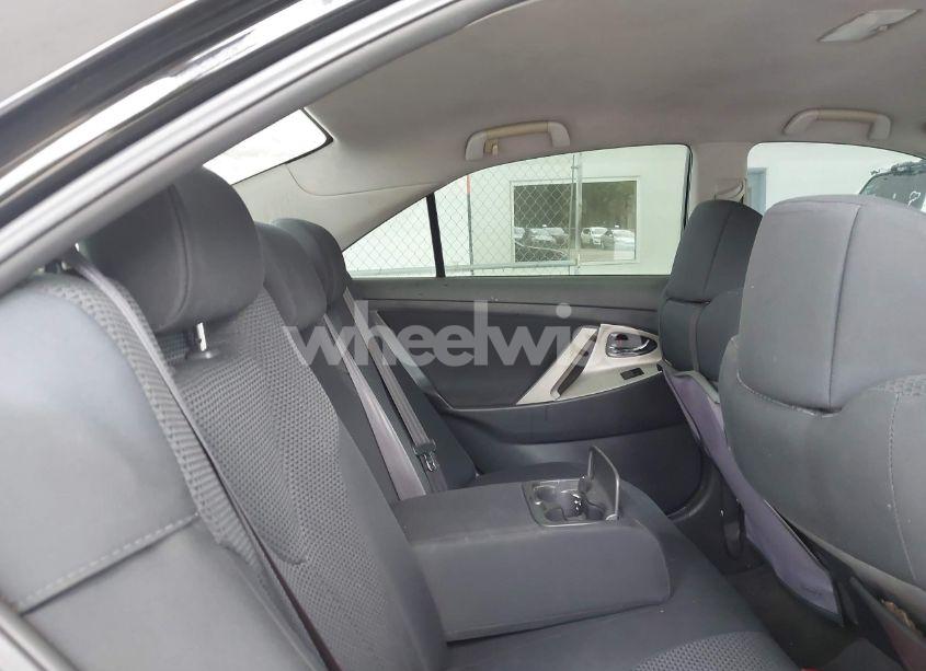 Photo 8 of 2007 Toyota Camry LE V6/SE V6/XLE V6 (VIN 4T1BK46KX7U537184)