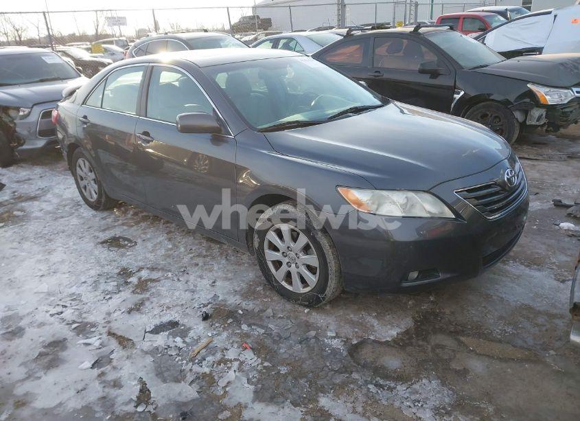 2008 Toyota Camry XLE V6 (VIN 4T1BK46KX8U069166) main photo