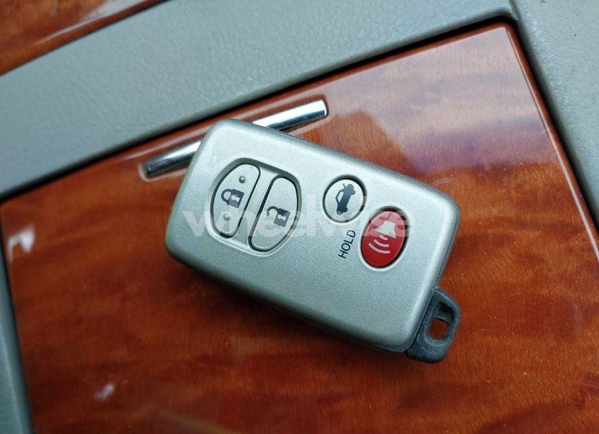 Photo 11 of 2008 Toyota Camry XLE V6 (VIN 4T1BK46KX8U069166)