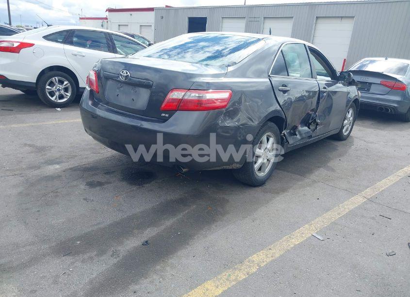 Photo 4 of 2009 Toyota Camry LE V6 (VIN 4T1BK46KX9U088849)