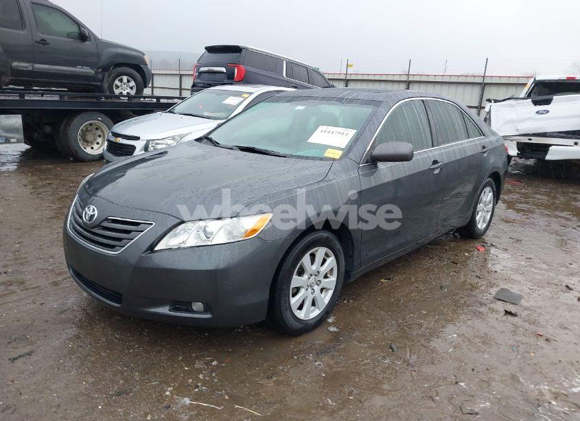 Photo 2 of 2009 Toyota Camry XLE V6 (VIN 4T1BK46KX9U093257)