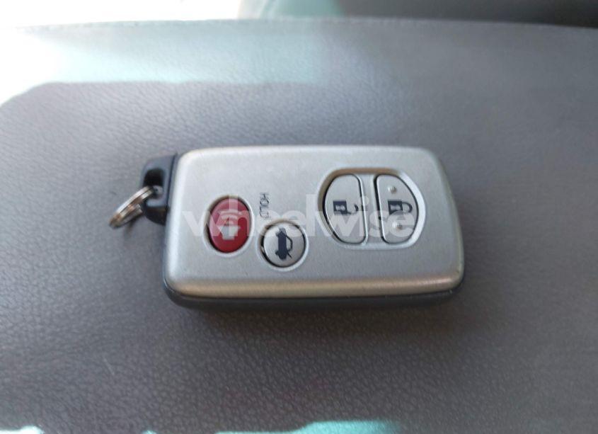 Photo 11 of 2009 Toyota Camry LE V6/SE V6/XLE V6 (VIN 4T1BK46KX9U095302)