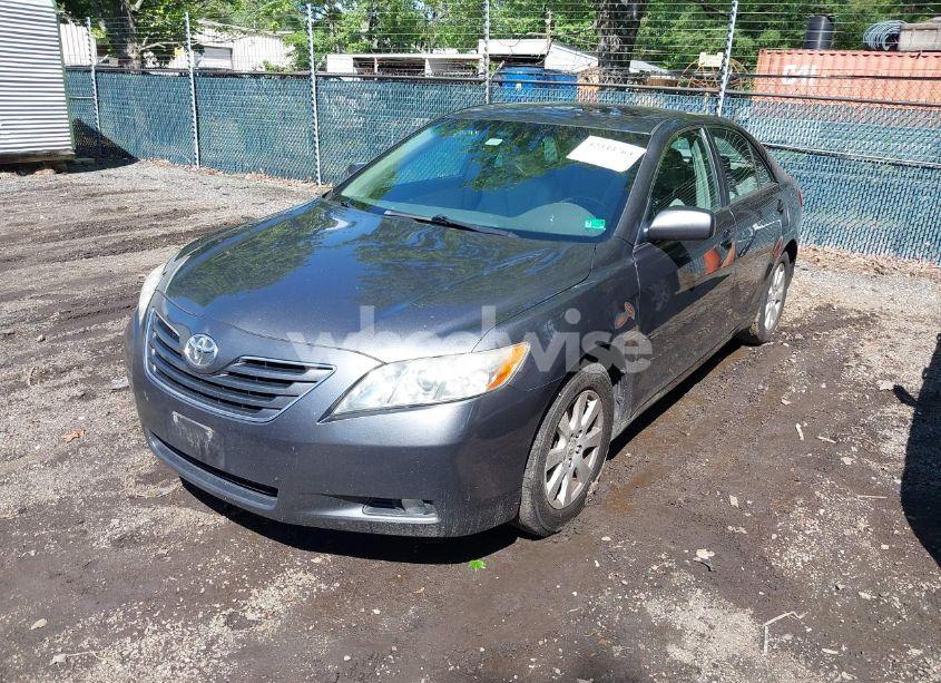 Photo 2 of 2009 Toyota Camry LE V6/SE V6/XLE V6 (VIN 4T1BK46KX9U095302)