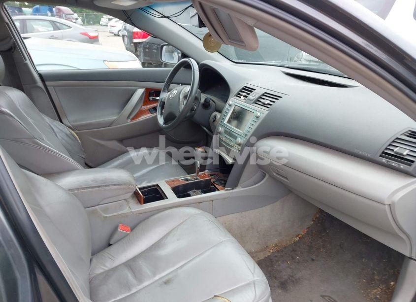 Photo 5 of 2009 Toyota Camry XLE V6 (VIN 4T1BK46KX9U095882)