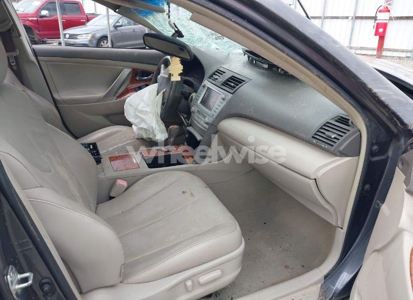 Photo 5 of 2009 Toyota Camry XLE V6 (VIN 4T1BK46KX9U594987)