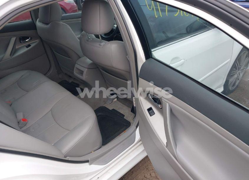 Photo 8 of 2009 Toyota Camry SE V6 (VIN 4T1BK46KX9U595394)