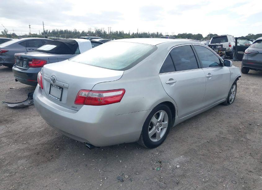 Photo 4 of 2009 Toyota Camry XLE V6 (VIN 4T1BK46KX9U595525)