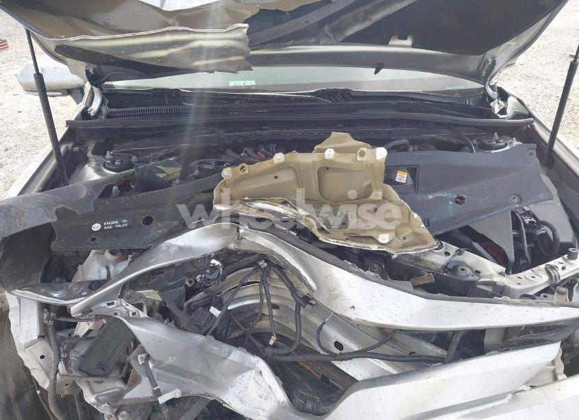 Photo 10 of 2018 Toyota Camry XLE V6 (VIN 4T1BZ1HK0JU010060)