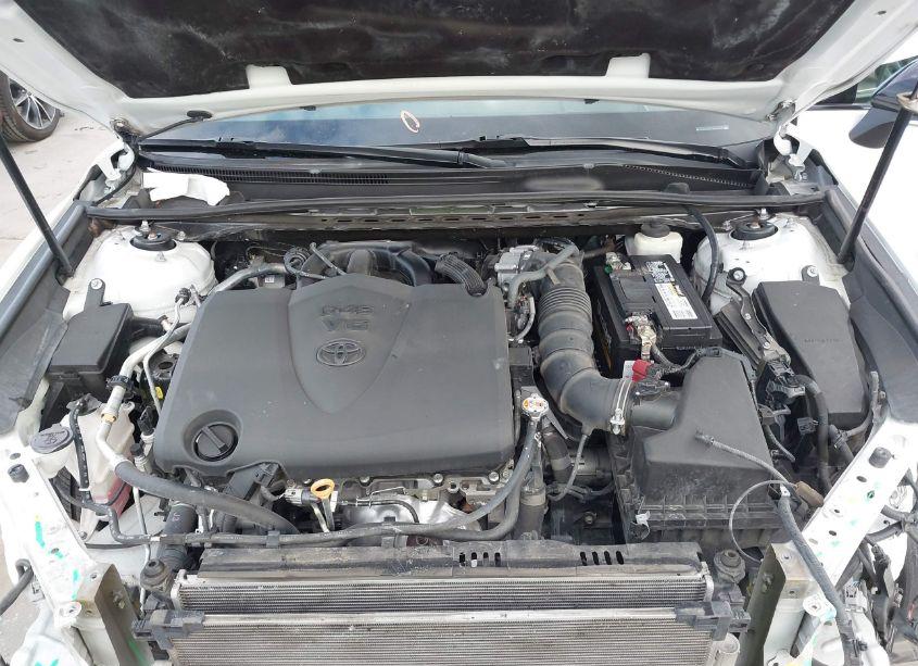 Photo 10 of 2018 Toyota Camry XSE V6 (VIN 4T1BZ1HK0JU021236)