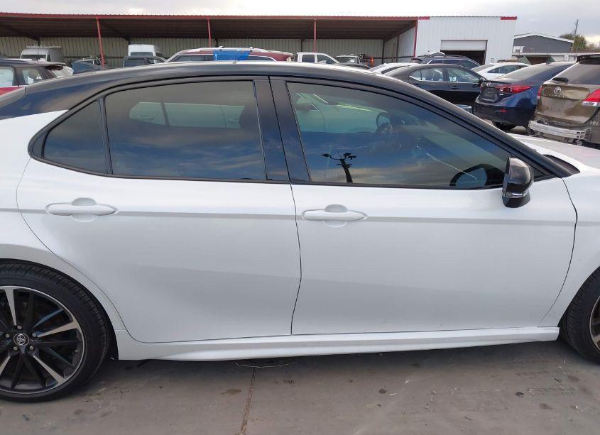 Photo 14 of 2018 Toyota Camry XSE V6 (VIN 4T1BZ1HK0JU021236)