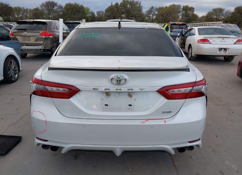 Photo 17 of 2018 Toyota Camry XSE V6 (VIN 4T1BZ1HK0JU021236)