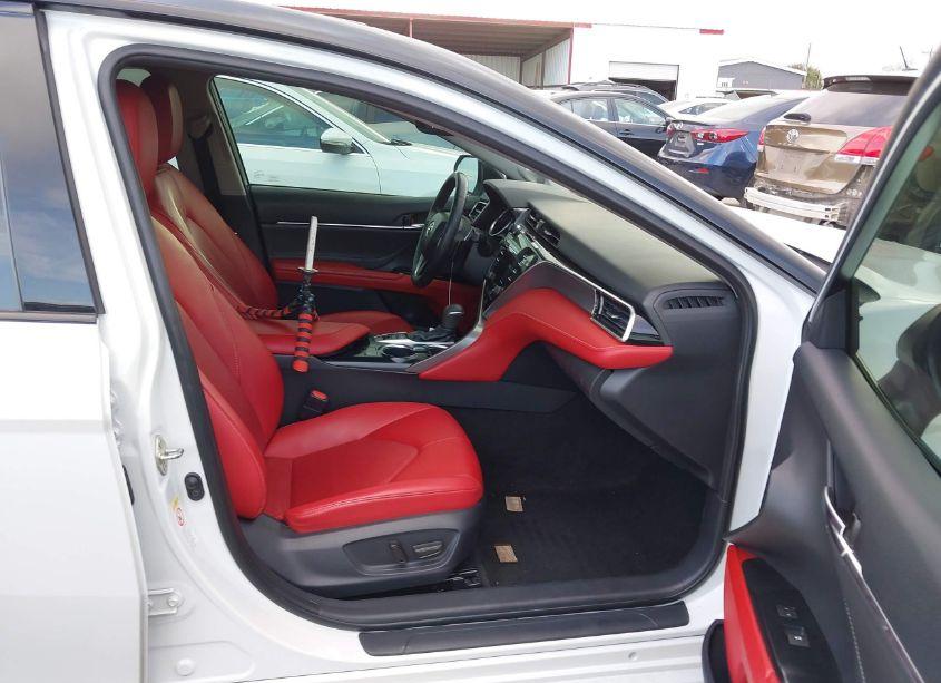 Photo 5 of 2018 Toyota Camry XSE V6 (VIN 4T1BZ1HK0JU021236)