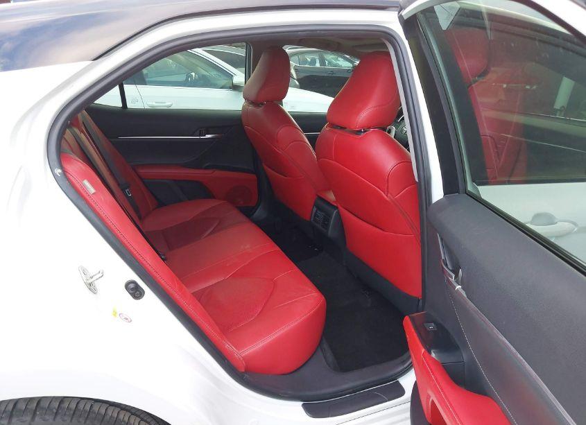 Photo 8 of 2018 Toyota Camry XSE V6 (VIN 4T1BZ1HK0JU021236)