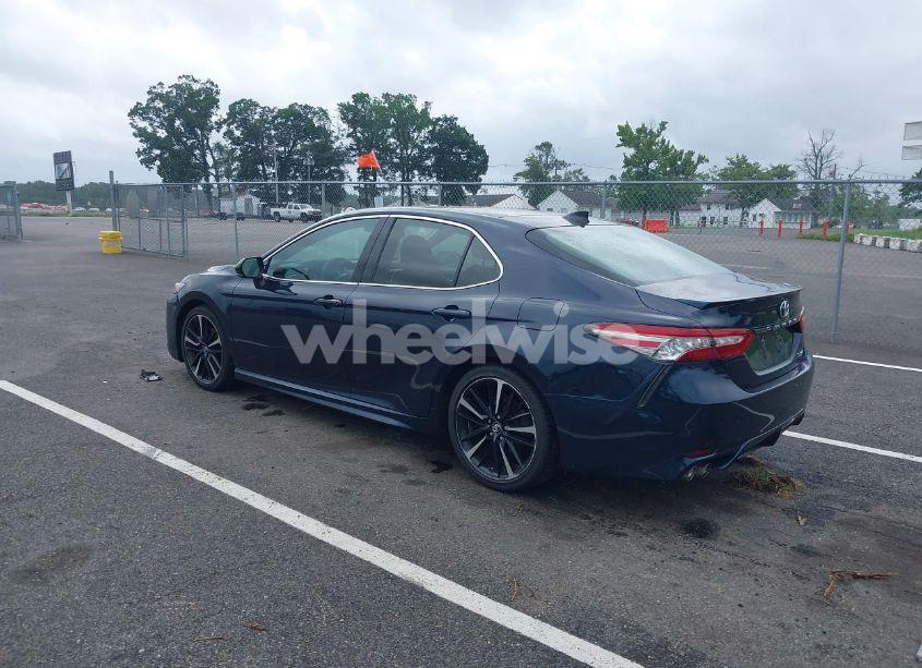 Photo 3 of 2018 Toyota Camry XSE V6 (VIN 4T1BZ1HK0JU502197)