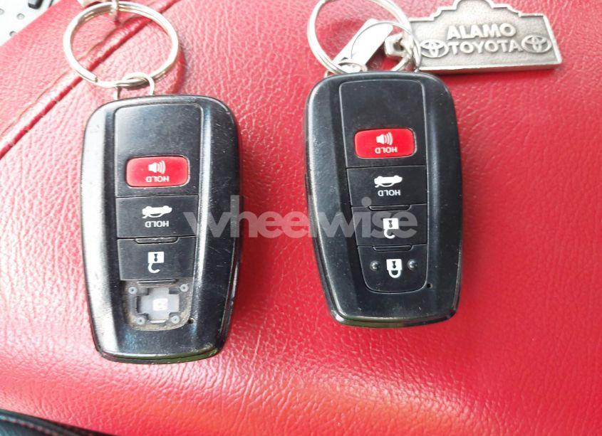 Photo 11 of 2019 Toyota Camry XSE V6 (VIN 4T1BZ1HK0KU022808)