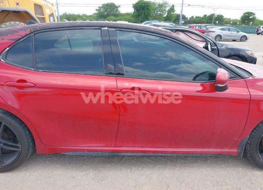 Photo 13 of 2019 Toyota Camry XSE V6 (VIN 4T1BZ1HK0KU022808)