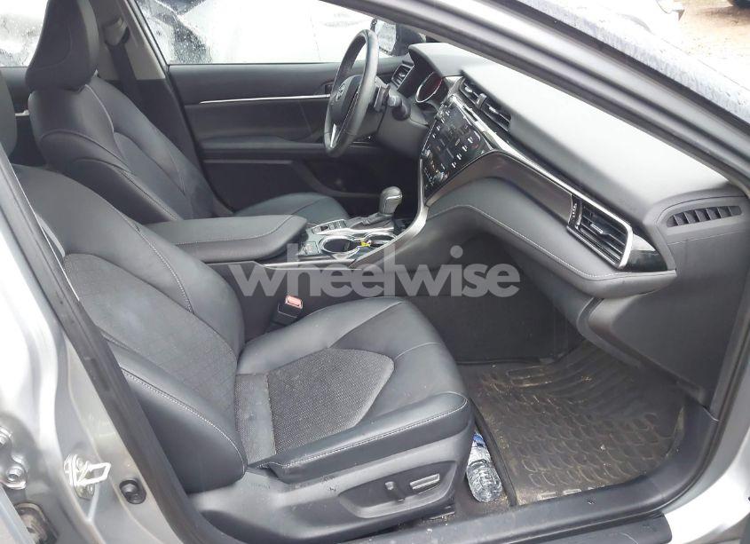 Photo 5 of 2019 Toyota Camry XSE V6 (VIN 4T1BZ1HK0KU032321)