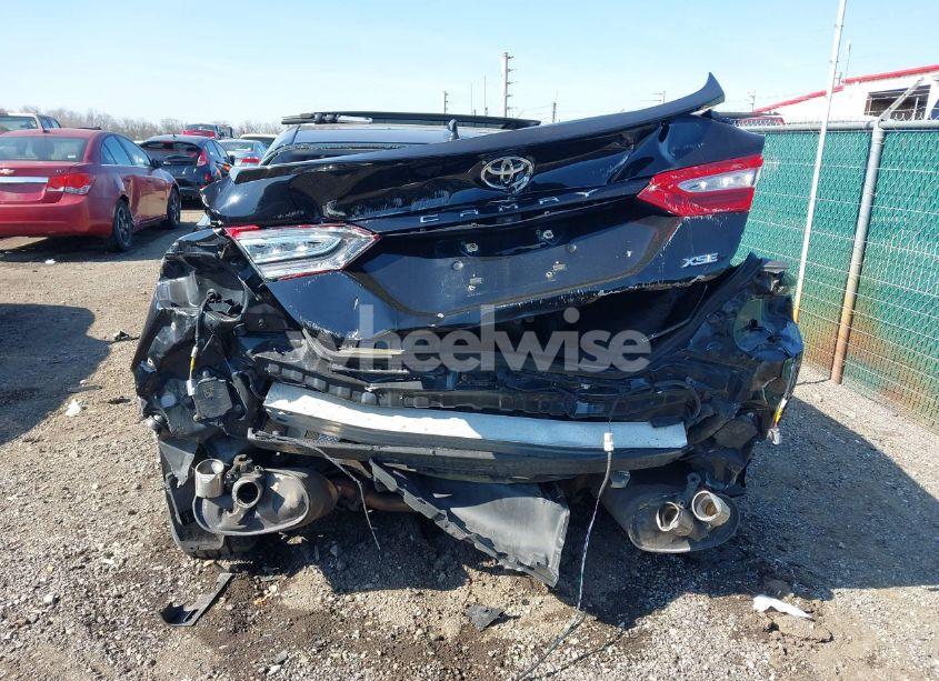 Photo 17 of 2018 Toyota Camry XSE V6 (VIN 4T1BZ1HK1JU007751)