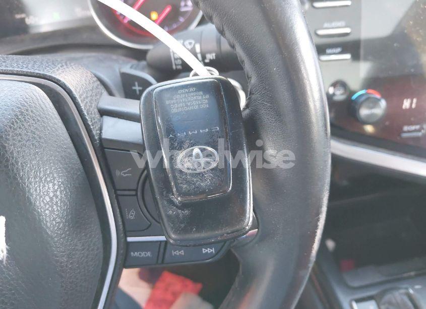 Photo 11 of 2018 Toyota Camry XSE V6 (VIN 4T1BZ1HK1JU011864)