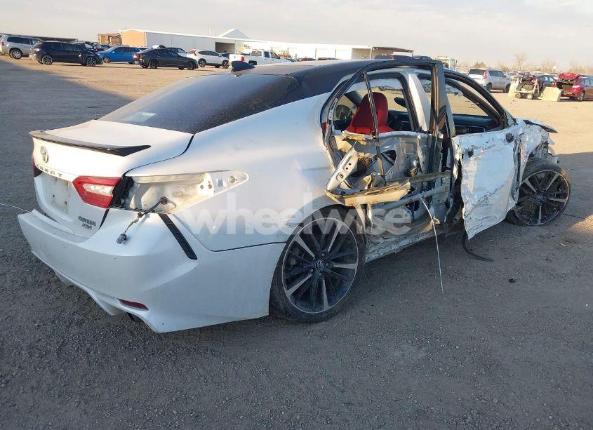 Photo 4 of 2018 Toyota Camry XSE V6 (VIN 4T1BZ1HK1JU011864)