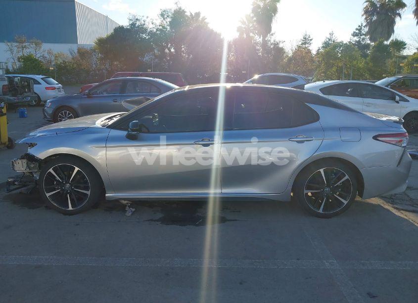 Photo 15 of 2018 Toyota Camry XSE V6 (VIN 4T1BZ1HK1JU019236)