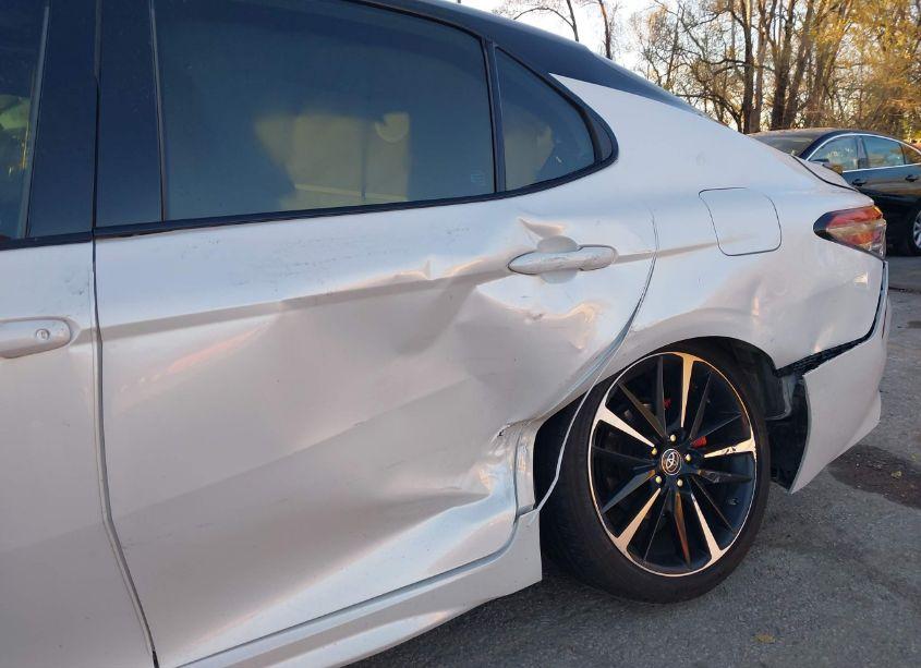 Photo 6 of 2019 Toyota Camry XSE V6 (VIN 4T1BZ1HK1KU027404)