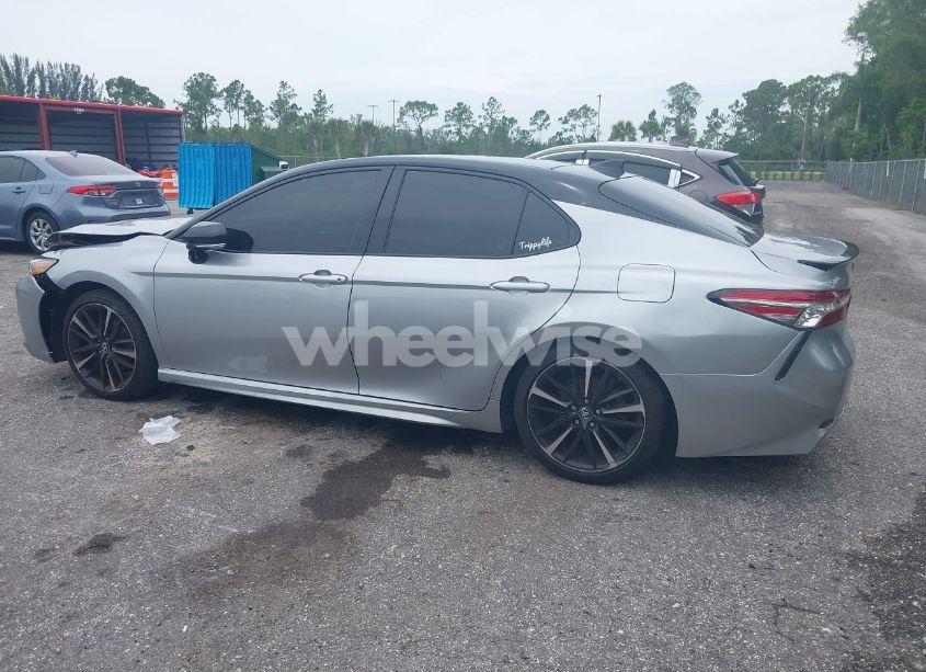 Photo 14 of 2019 Toyota Camry XSE V6 (VIN 4T1BZ1HK1KU030383)