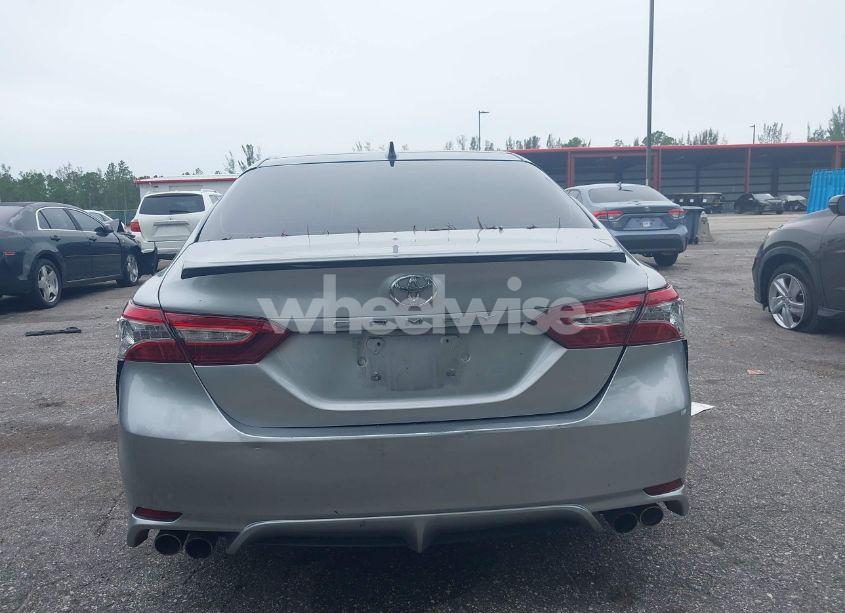 Photo 16 of 2019 Toyota Camry XSE V6 (VIN 4T1BZ1HK1KU030383)