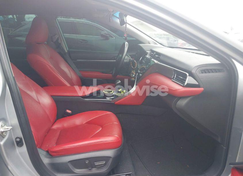 Photo 5 of 2019 Toyota Camry XSE V6 (VIN 4T1BZ1HK1KU030383)