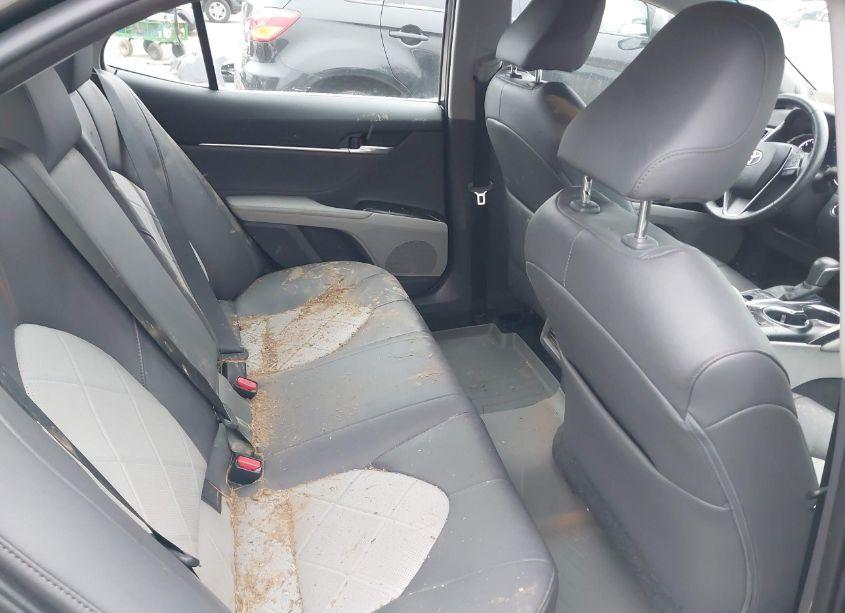 Photo 8 of 2018 Toyota Camry XLE V6 (VIN 4T1BZ1HK2JU004969)