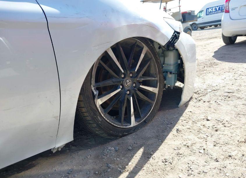 Photo 18 of 2018 Toyota Camry XSE V6 (VIN 4T1BZ1HK2JU011050)