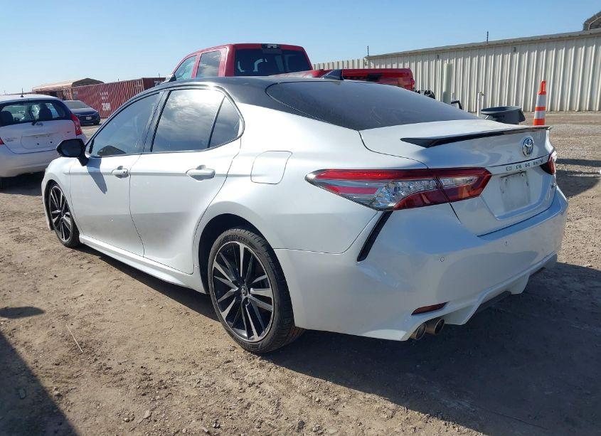 Photo 3 of 2018 Toyota Camry XSE V6 (VIN 4T1BZ1HK2JU011050)