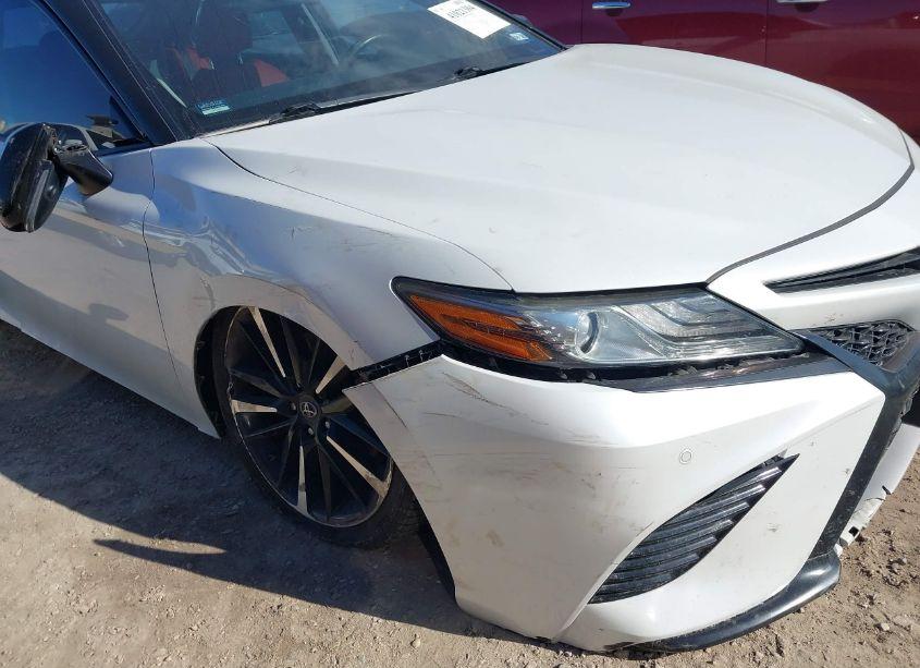 Photo 6 of 2018 Toyota Camry XSE V6 (VIN 4T1BZ1HK2JU011050)