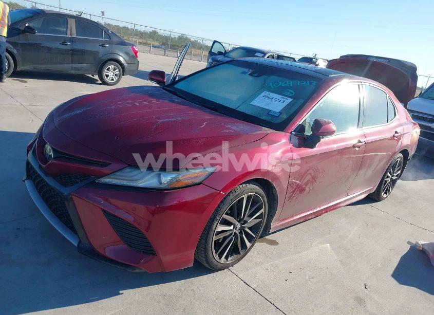 Photo 2 of 2018 Toyota Camry XSE V6 (VIN 4T1BZ1HK2JU502265)