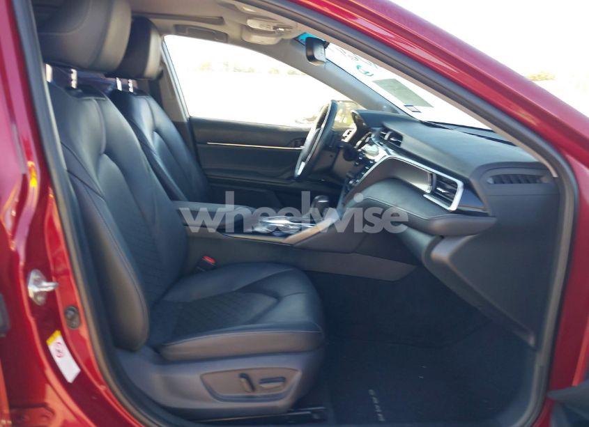 Photo 5 of 2018 Toyota Camry XSE V6 (VIN 4T1BZ1HK2JU502265)