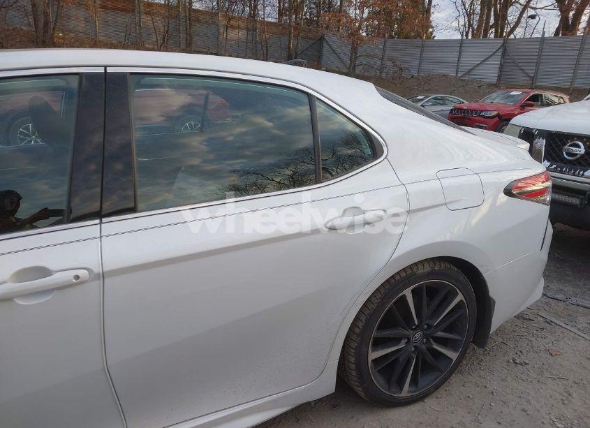 Photo 12 of 2019 Toyota Camry XSE V6 (VIN 4T1BZ1HK2KU508617)