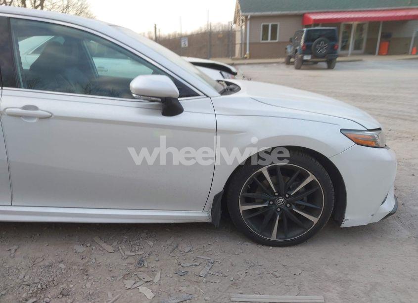 Photo 20 of 2019 Toyota Camry XSE V6 (VIN 4T1BZ1HK2KU508617)