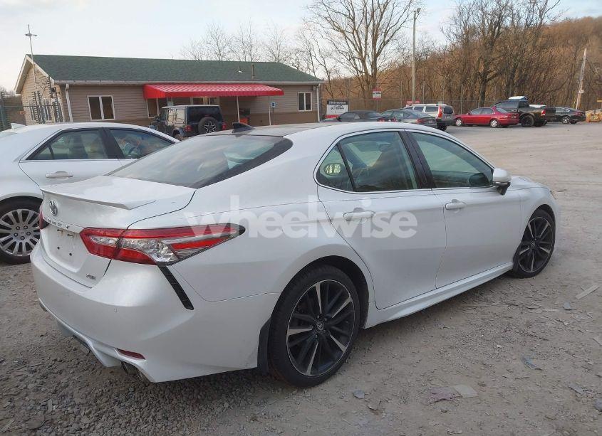 Photo 4 of 2019 Toyota Camry XSE V6 (VIN 4T1BZ1HK2KU508617)