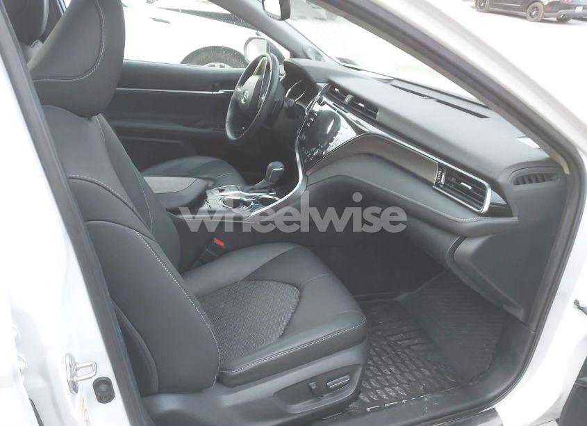 Photo 5 of 2019 Toyota Camry XSE V6 (VIN 4T1BZ1HK2KU508617)