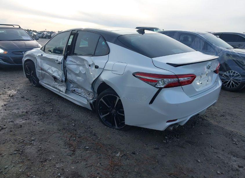 Photo 3 of 2018 Toyota Camry XSE V6 (VIN 4T1BZ1HK3JU021439)