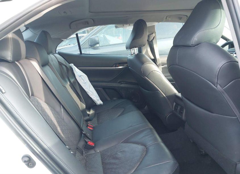 Photo 8 of 2018 Toyota Camry XSE V6 (VIN 4T1BZ1HK3JU021439)