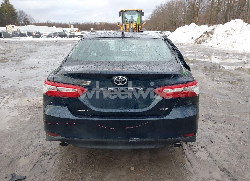 Photo 16 of 2018 Toyota Camry XLE V6 (VIN 4T1BZ1HK3JU503263)